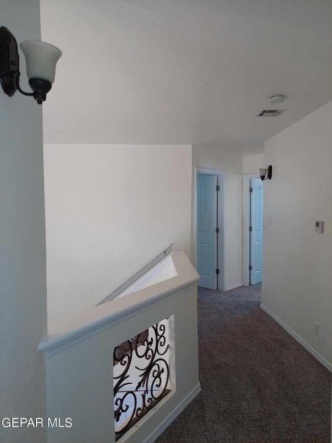 Building Photo - 11236 Horse Ranch St