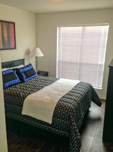 Building Photo - 323 W Belt Line Rd