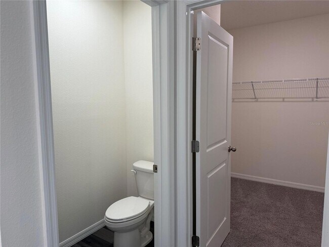 Building Photo - 1043 Morfontaine St