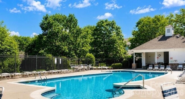 Building Photo - 11729 Royal Castle Ct