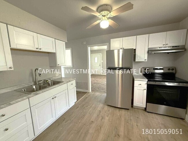 Building Photo - 1449 W 400 S