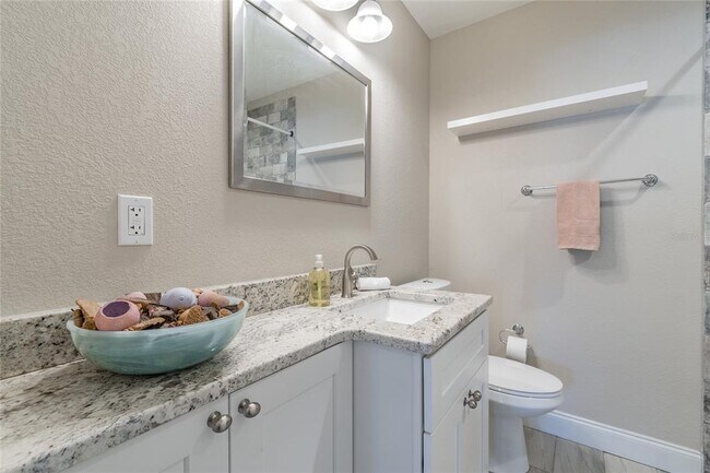 Building Photo - 4106 W Carmen St