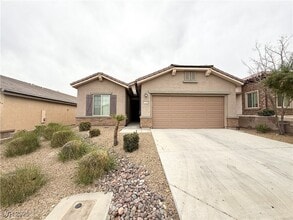 Building Photo - 2600 Bechamel Pl