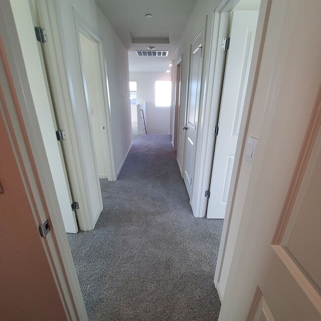 Building Photo - 2209 George Dr