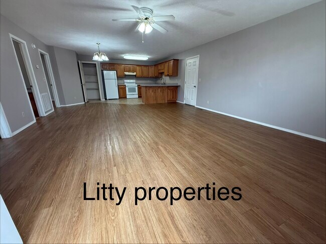 Building Photo - 1522 Fair Park Cir