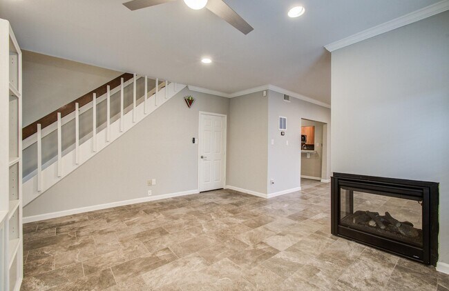 Building Photo - 12625 Memorial Dr