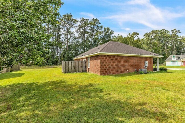 Building Photo - 3 Bed/2 Bath Home within Walking Distance to Richmond Hill Schools