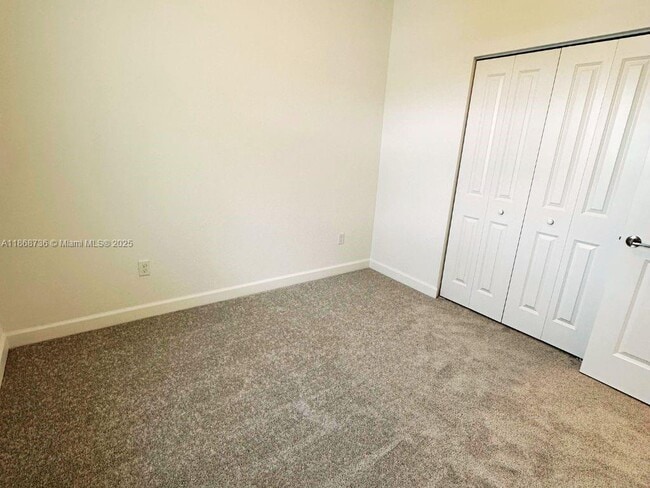 Building Photo - 542 Rivergrass St