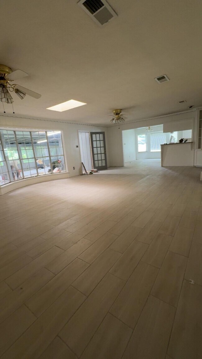 Building Photo - 22803 Trailwood Ln