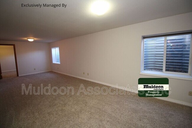 Building Photo - 2180 Silkwood Dr