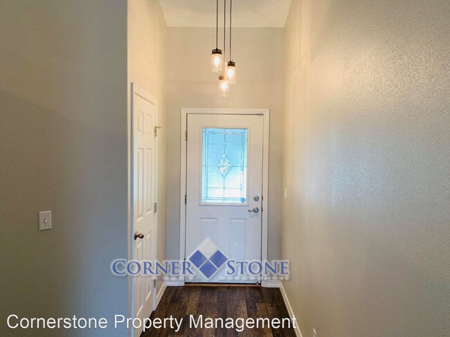 Building Photo - 3 br, 2 bath House - 2621 E Windrose Street