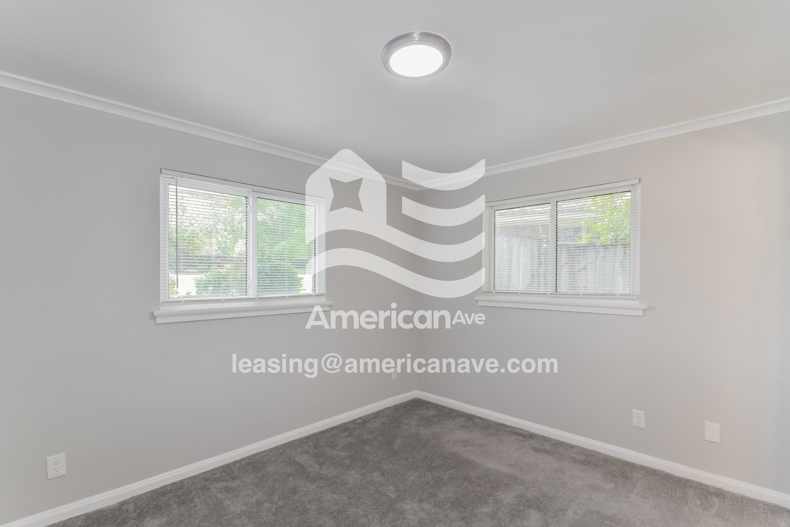 Building Photo - 1884 Hill Hedge Dr