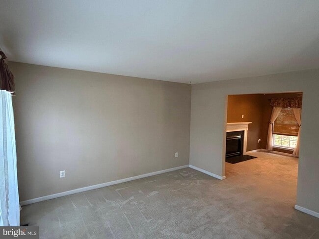 Building Photo - 13220 Willow Point Dr