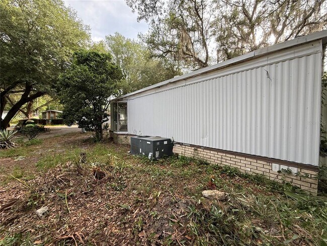 Building Photo - 14455 E Hwy 25