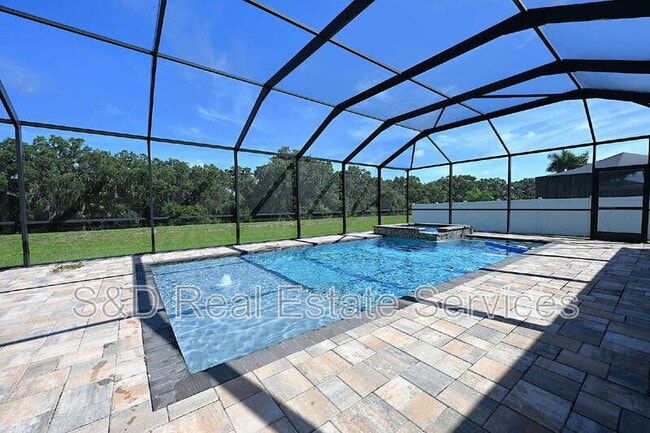 Building Photo - 299 Travelers Creek Dr