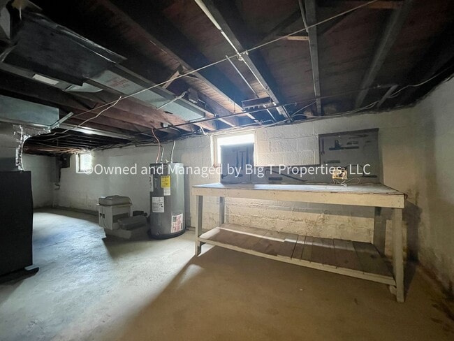 Building Photo - Charming three bedroom cottage in Claymont