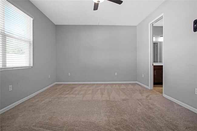 Building Photo - 183 Arlington Square Ct