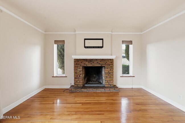 Building Photo - 3224 N Stanton St