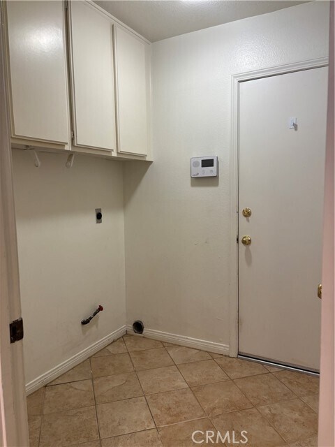 Building Photo - 928 Lotus Cir