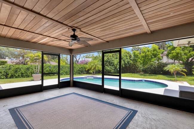 Building Photo - 8969 Crichton Wood Ct