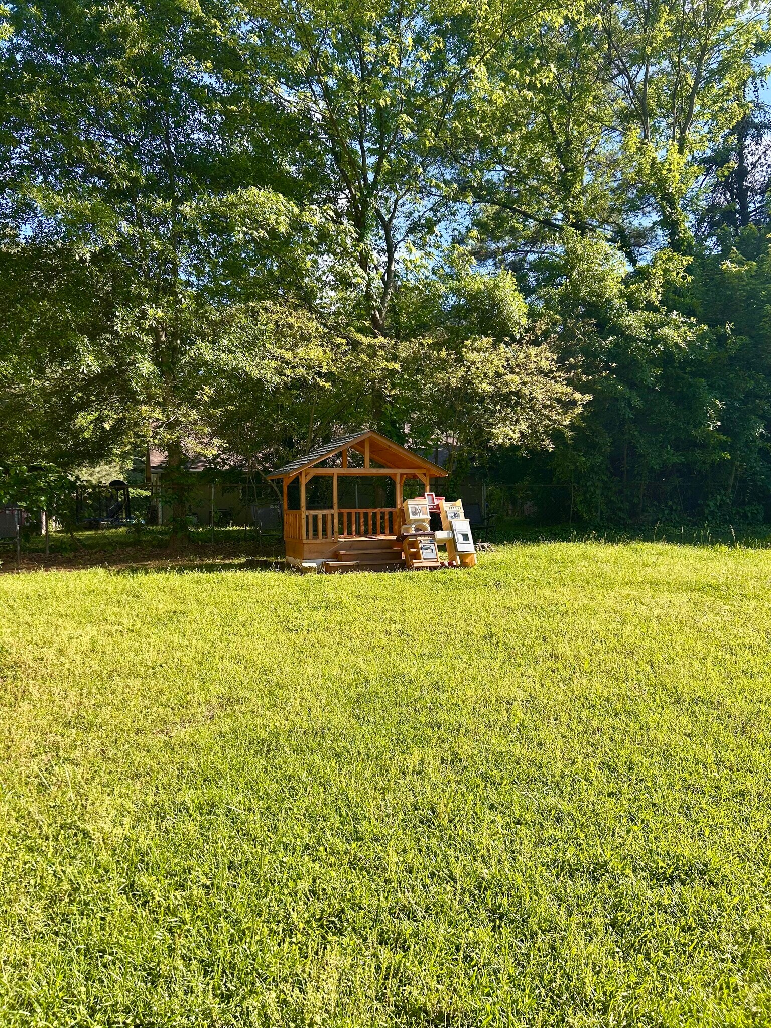 Building Photo - 117 Jennifer Ln SW