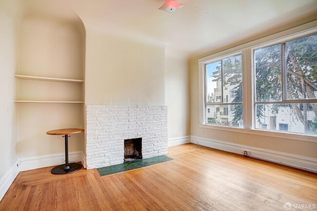 Building Photo - 1342 11th Ave