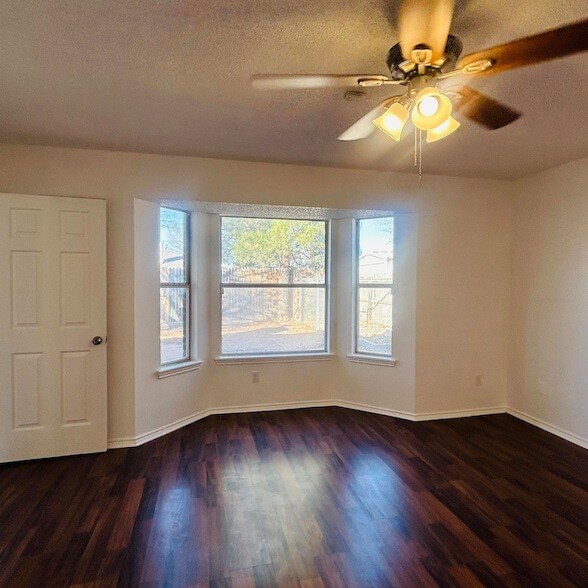 Building Photo - 6114 10th St