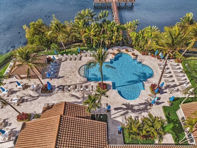 Building Photo - 3602 S Ocean Blvd