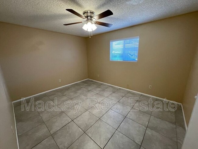 Building Photo - 841 E Fountain St