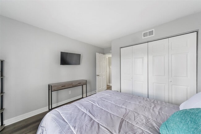 Building Photo - 7200 T C Jester Blvd