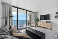 Building Photo - 5523 N Ocean Blvd
