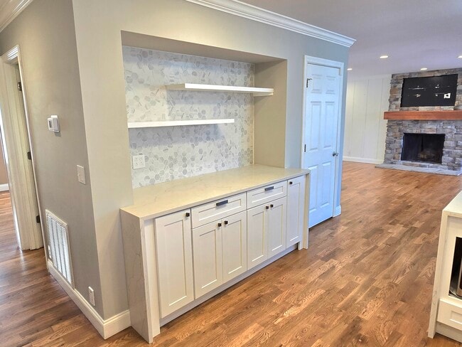 Building Photo - 12469 Daisywood Dr