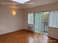 Building Photo - MOVE IN READY! Skylit 1 Bedroom on the Par...