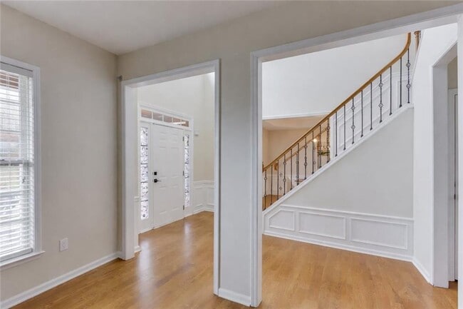 Building Photo - 5135 Amberden Hall Dr
