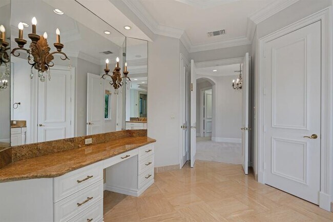 Building Photo - 501 Golden Harbour Dr