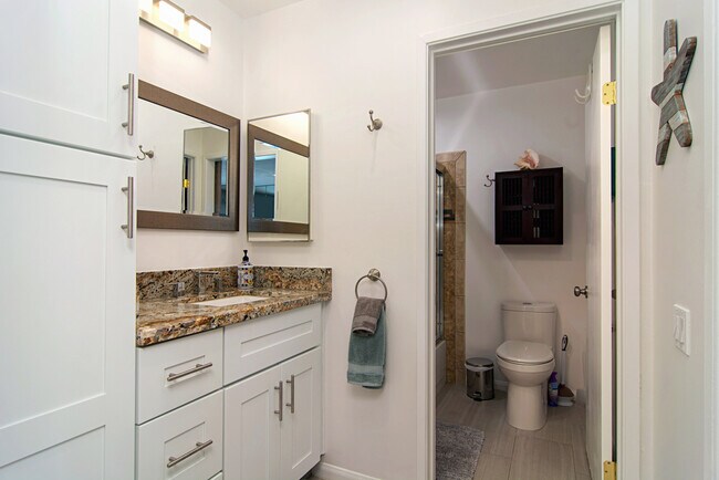 Building Photo - 4007 Everts St