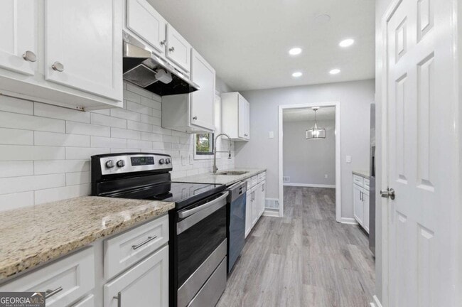 Building Photo - 4380 Cary Dr SW