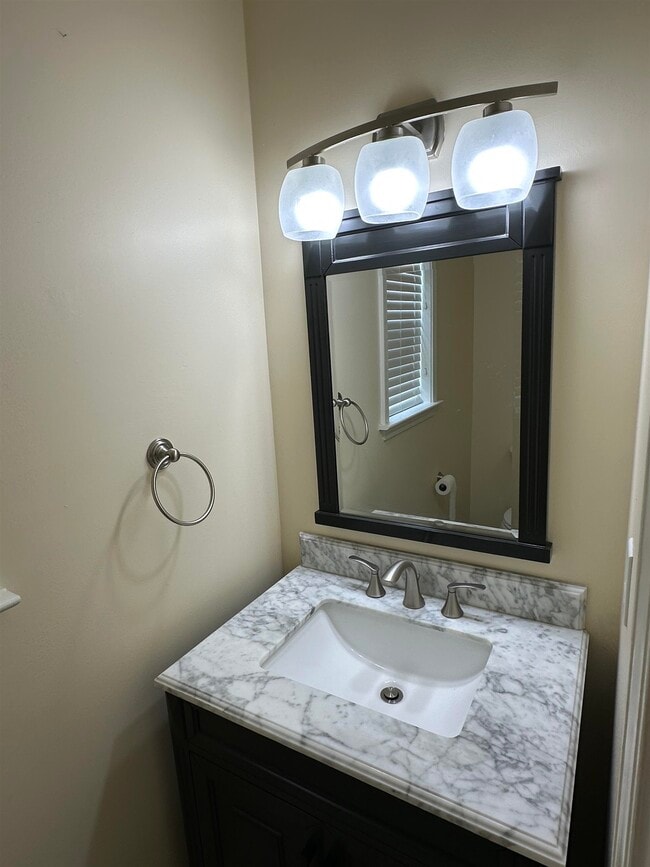 Building Photo - 1093 River Isle Dr