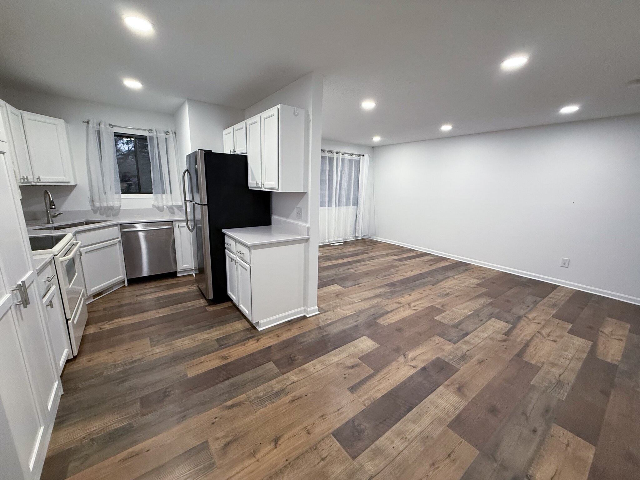 Building Photo - 13517 Zenith Ln