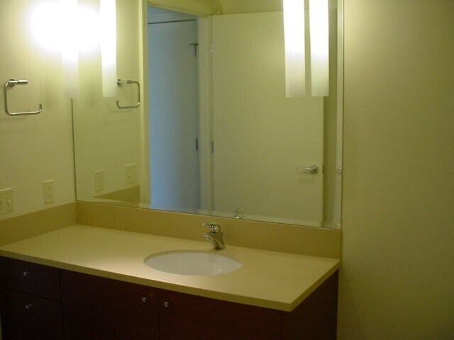 Building Photo - 3601 S River Pkwy
