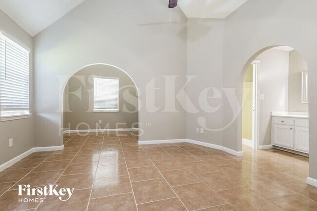Building Photo - 513 Ashton Manor Dr