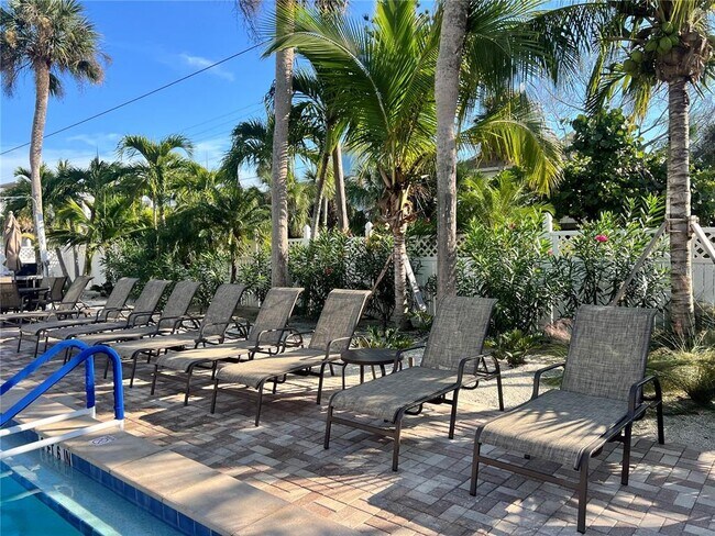 Building Photo - 1001 Point of Rocks Rd