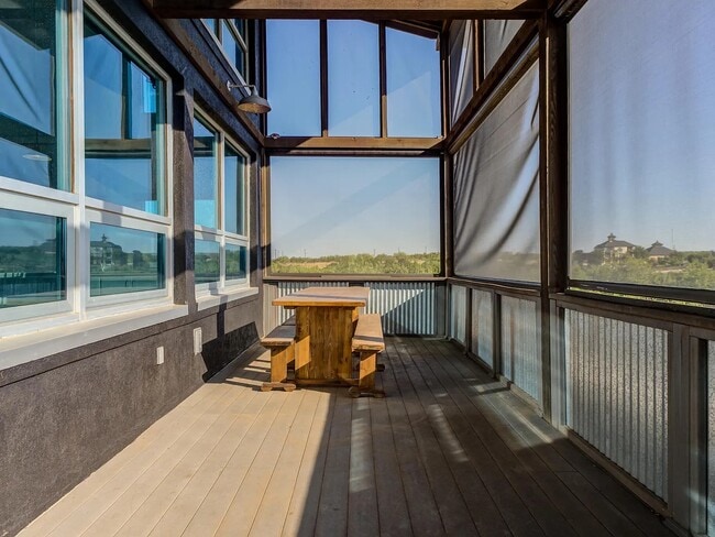 Building Photo - 46 Bonita Vista Dr