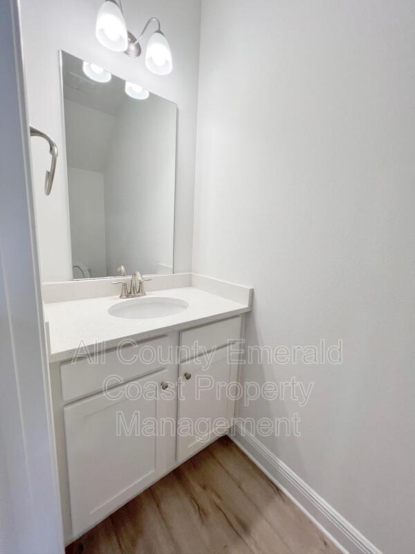 Building Photo - 10 Redbird Lp