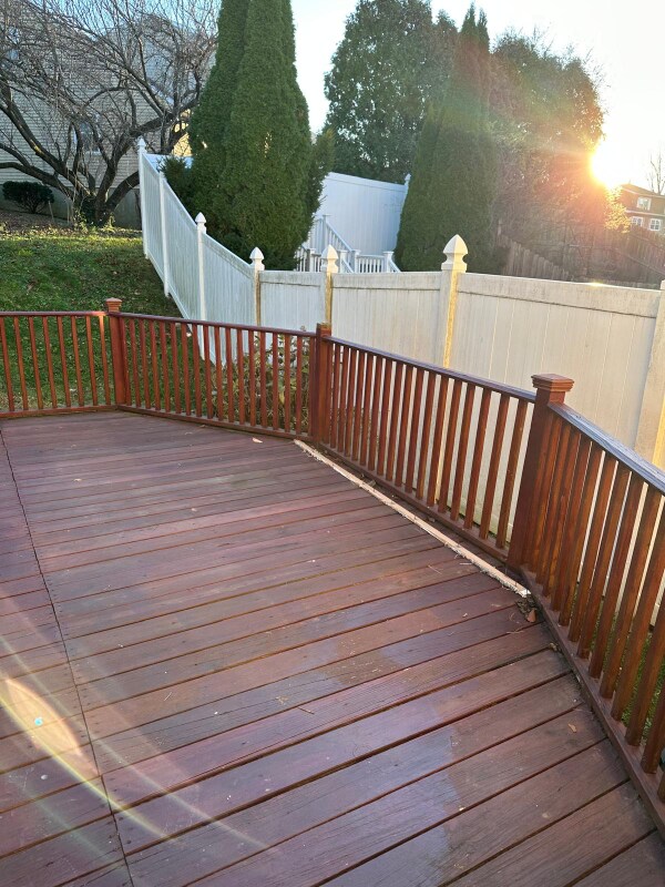 Building Photo - 235 Vista Dr