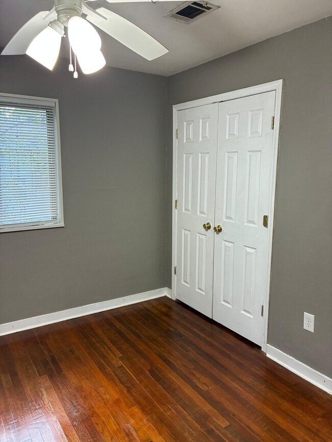 Building Photo - 1641 Woodburn St