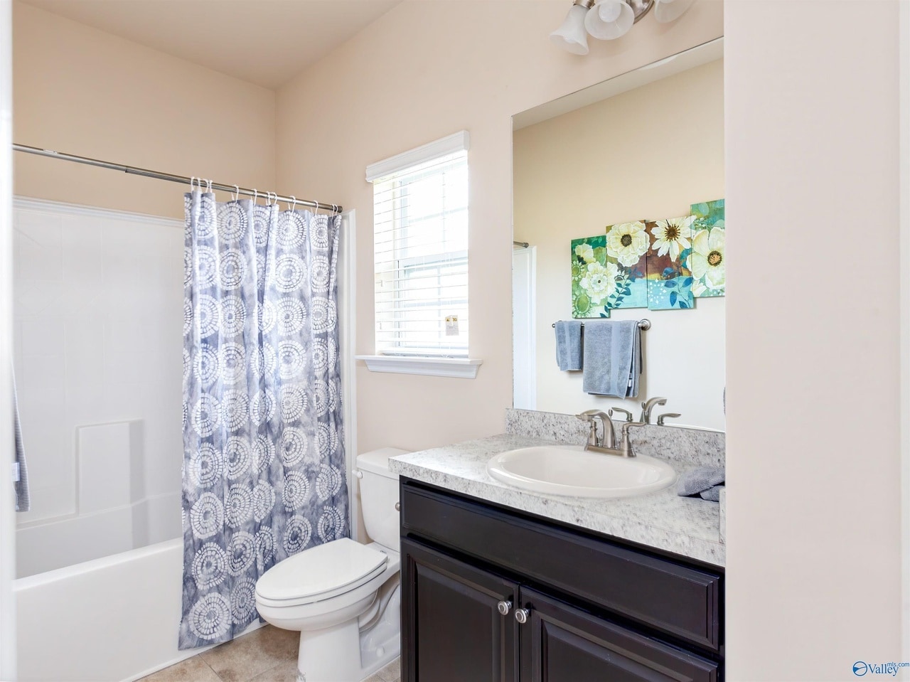 Building Photo - 229 Abercorn Dr