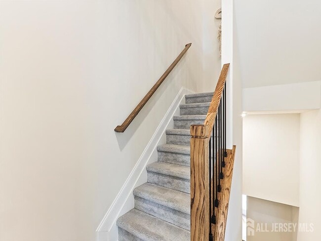 Building Photo - 715 Parker Blvd