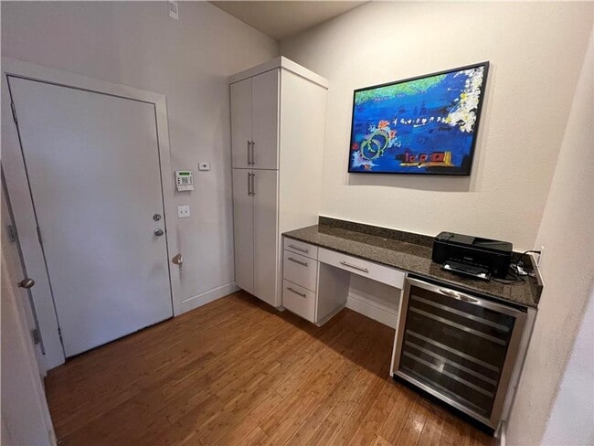 Building Photo - Welcome Home!