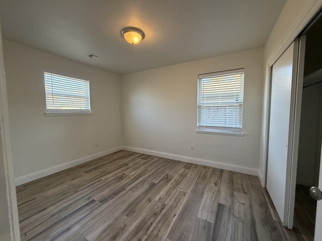 Building Photo - 2620 Keats Pl